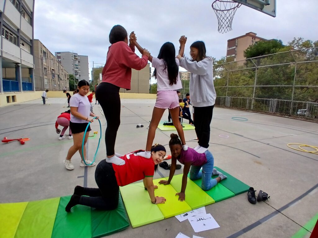 CatEMarinadaCircoResumen (3)