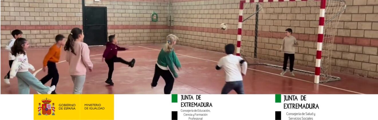 “Ni de niños ni de niñas” es el mensaje del vídeo que nos llega desde el CRA Gloria Fuertes de Extremadura